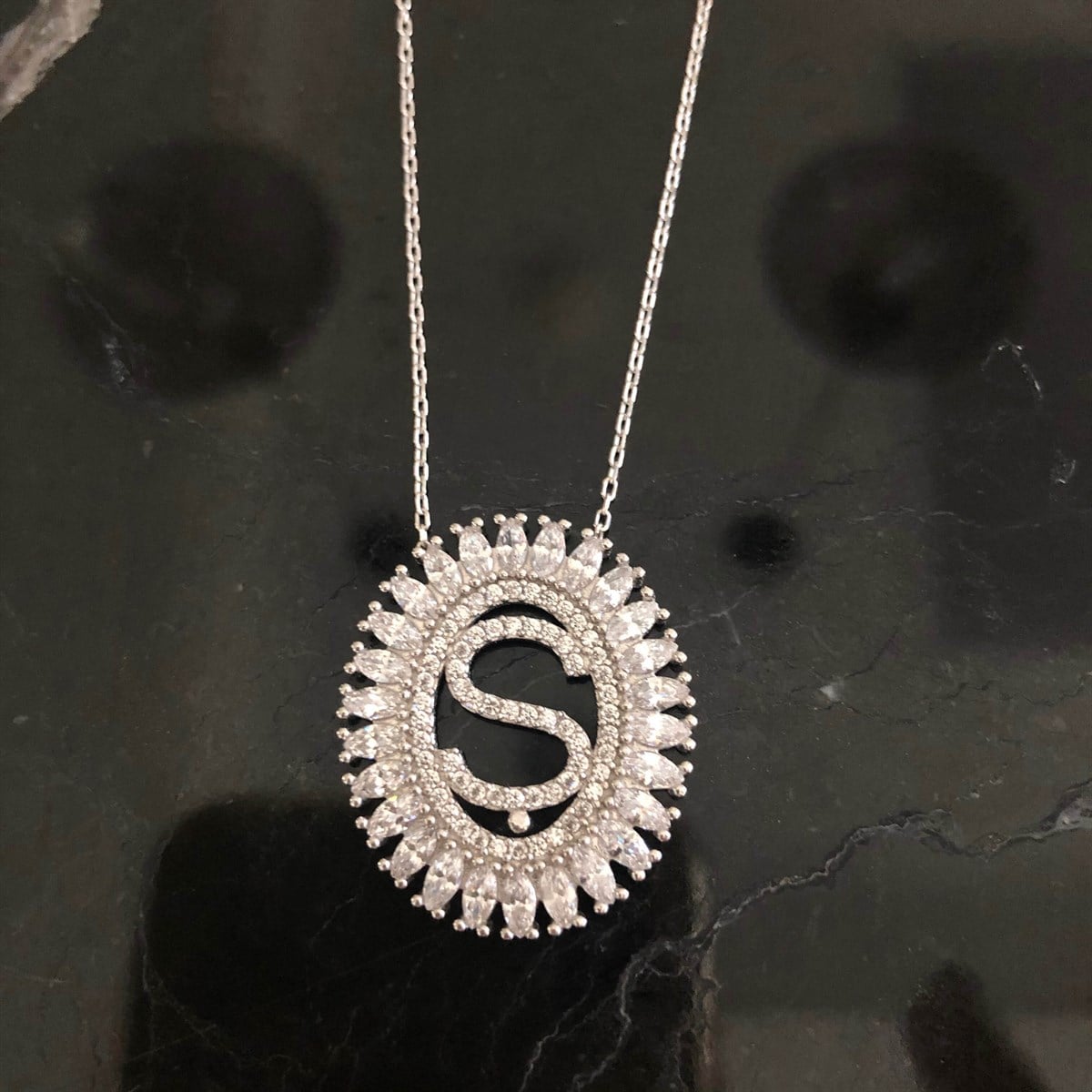 Ş Harfli Baget Taşlı Harf Kolye 