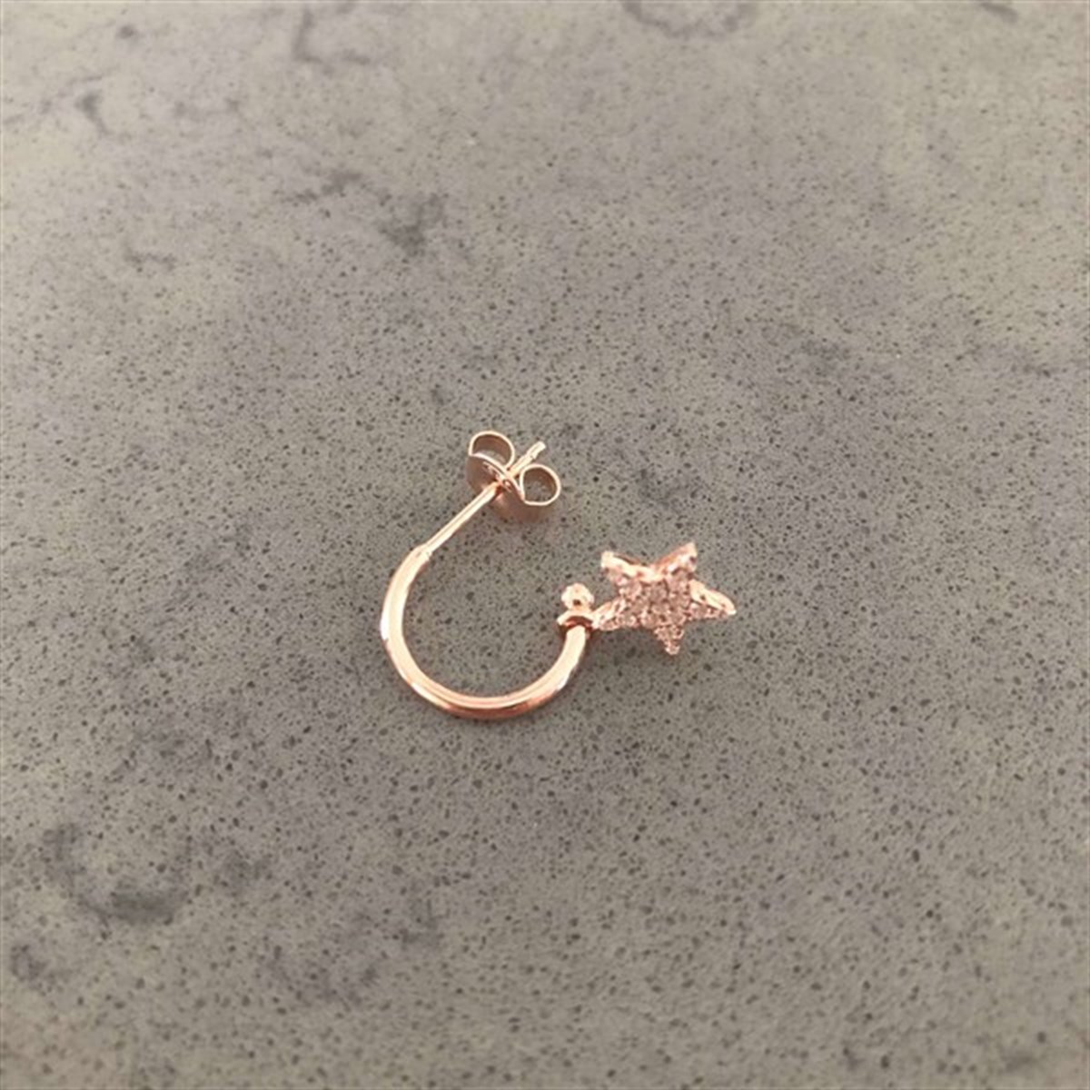 Taşlı Yıldız İthal Küpe