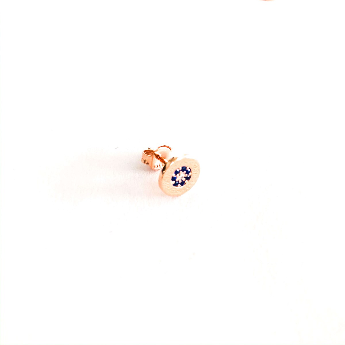 Mini Yuvarlak Safir Renk Taş İthal Küpe
