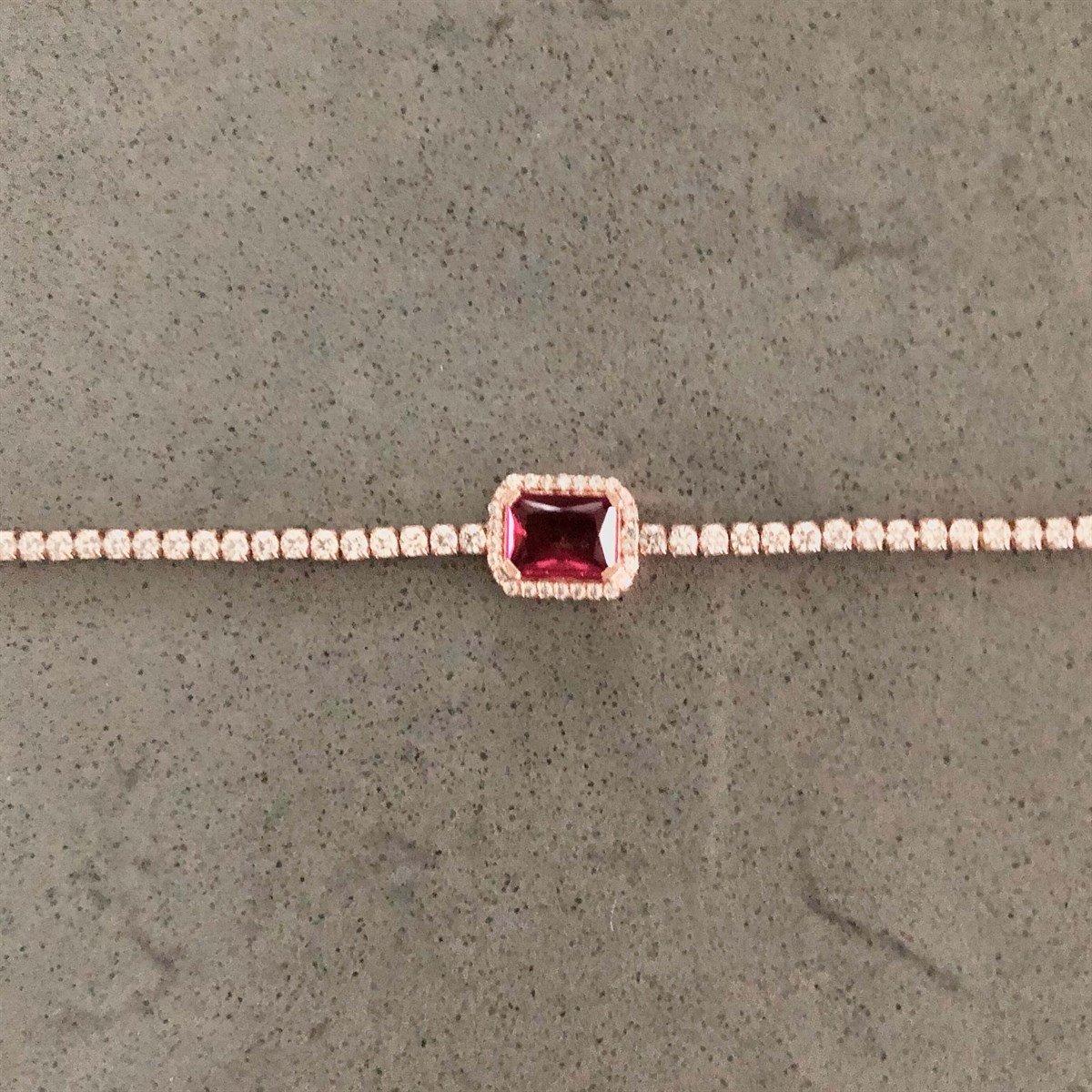 Pembe Taş Suyolu İthal Choker