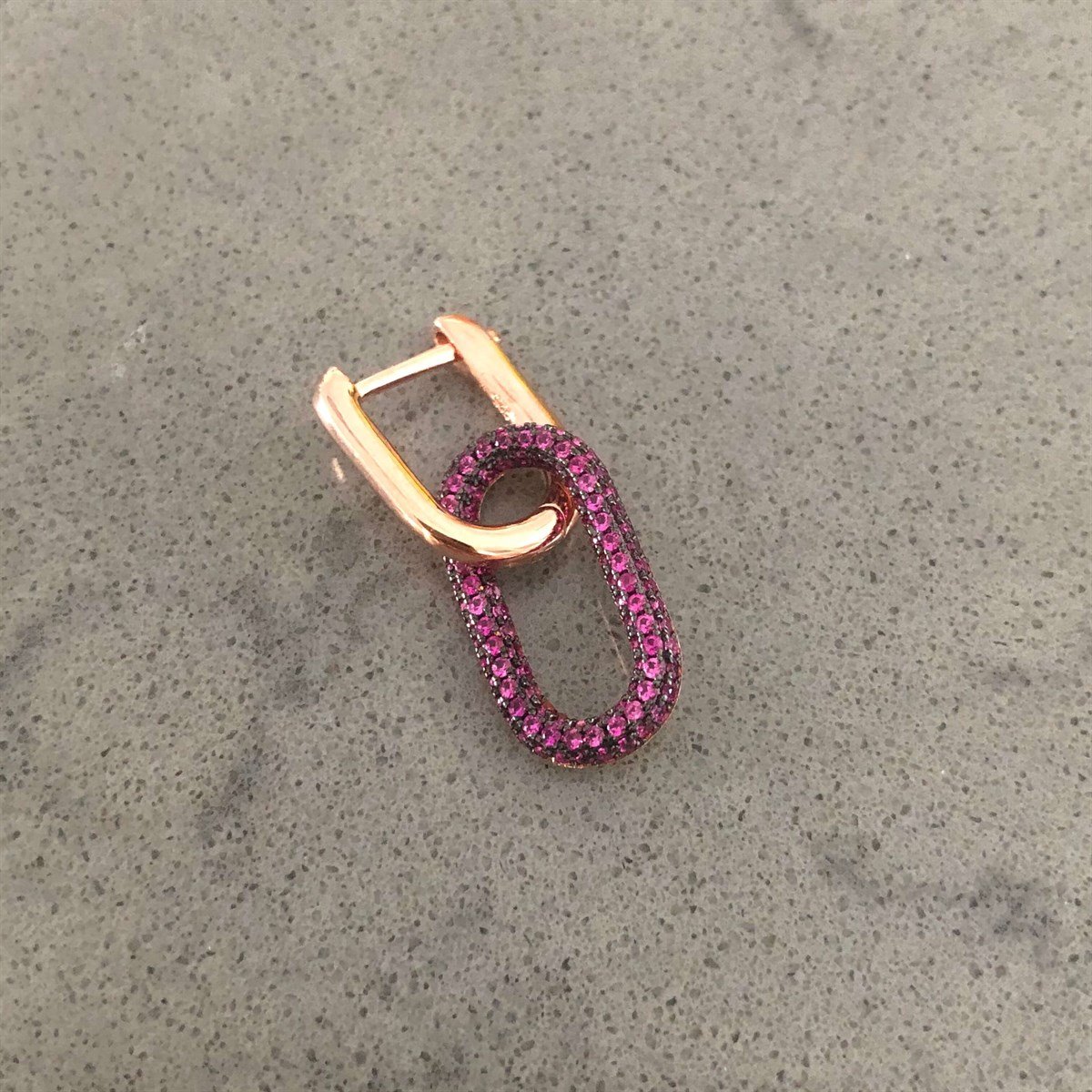 Pembe Taşlı İç İçe Geçen Oval İthal Küpe 