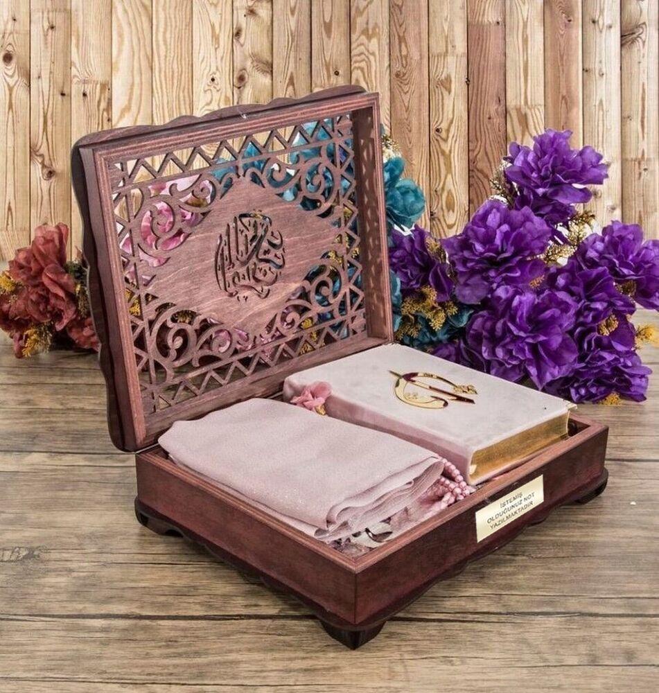 Hediyelik Lüks Ahşap Gözlü Rahle, Kadife Kur'an-ı Kerim, Şal, Seccade, Tesbihli Paket