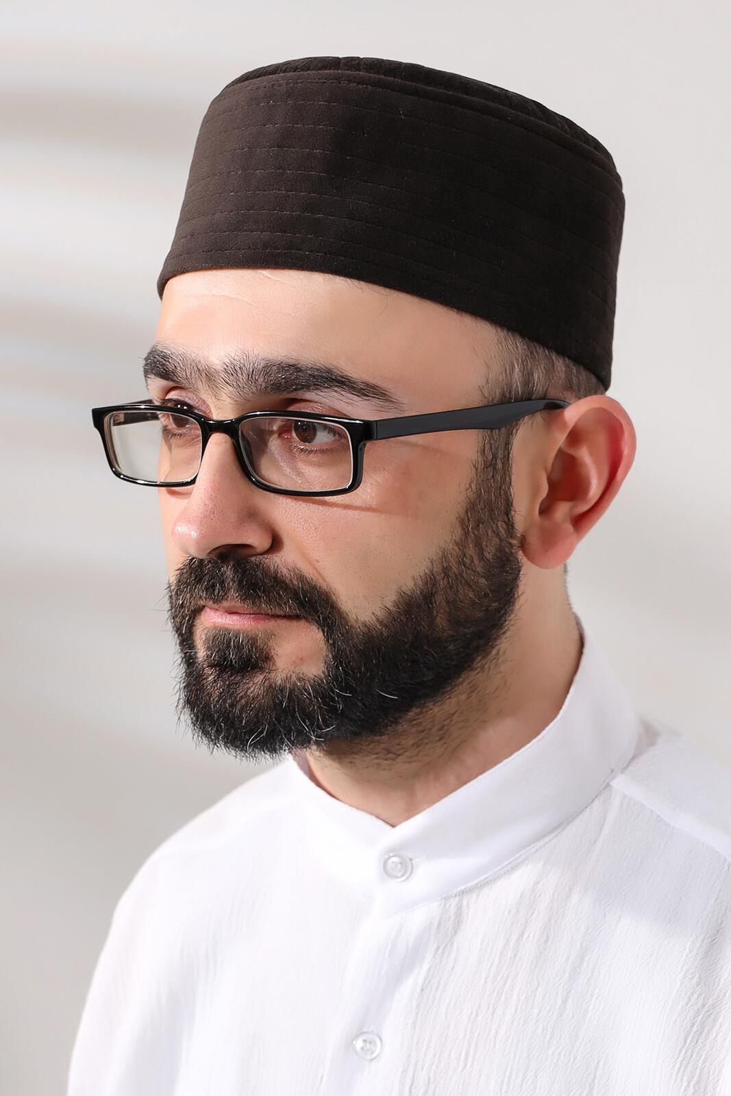 Kahverengi Kapitone Desenli Kadife Kalıp Namaz Takkesi