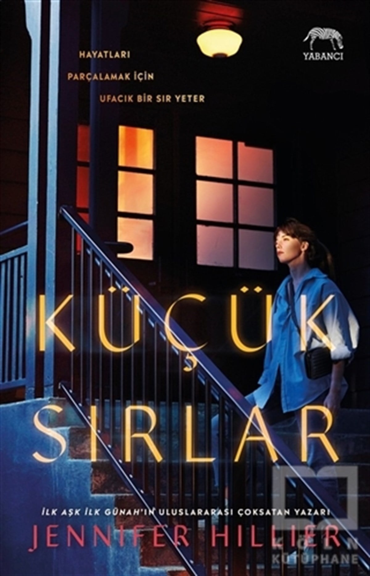 Jennifer HillierKorku Kitapları & Gerilim KitaplarıKüçük Sırlar