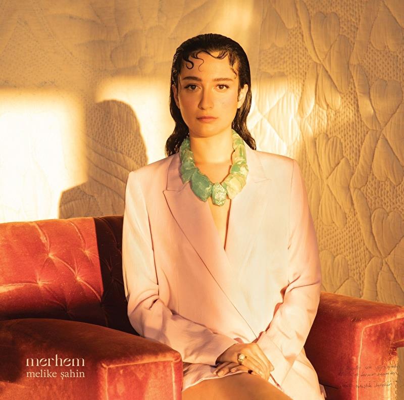 melike-sahin-merhemmelike-sahin-pop-e88e-e.jpg