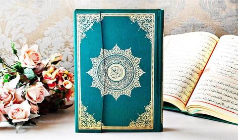 Medrese PublishingKuran-ı KerimOrta Boy Kuranı Kerim Cilt Bezli Makrepli Yeşil Renk