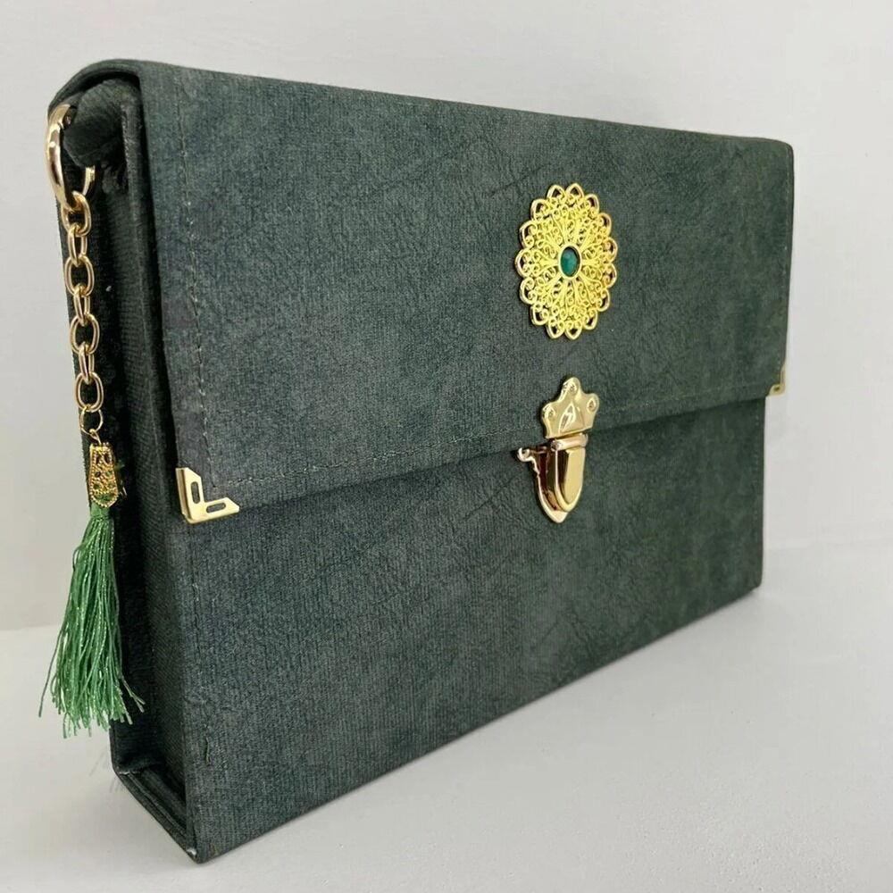 30 Cüz Nubuk Kaplama Özel Taşıma Çantalı Cami Boy  Kuranı Kerim  (3.415 gr 25*37*7 cm)-Yeşil