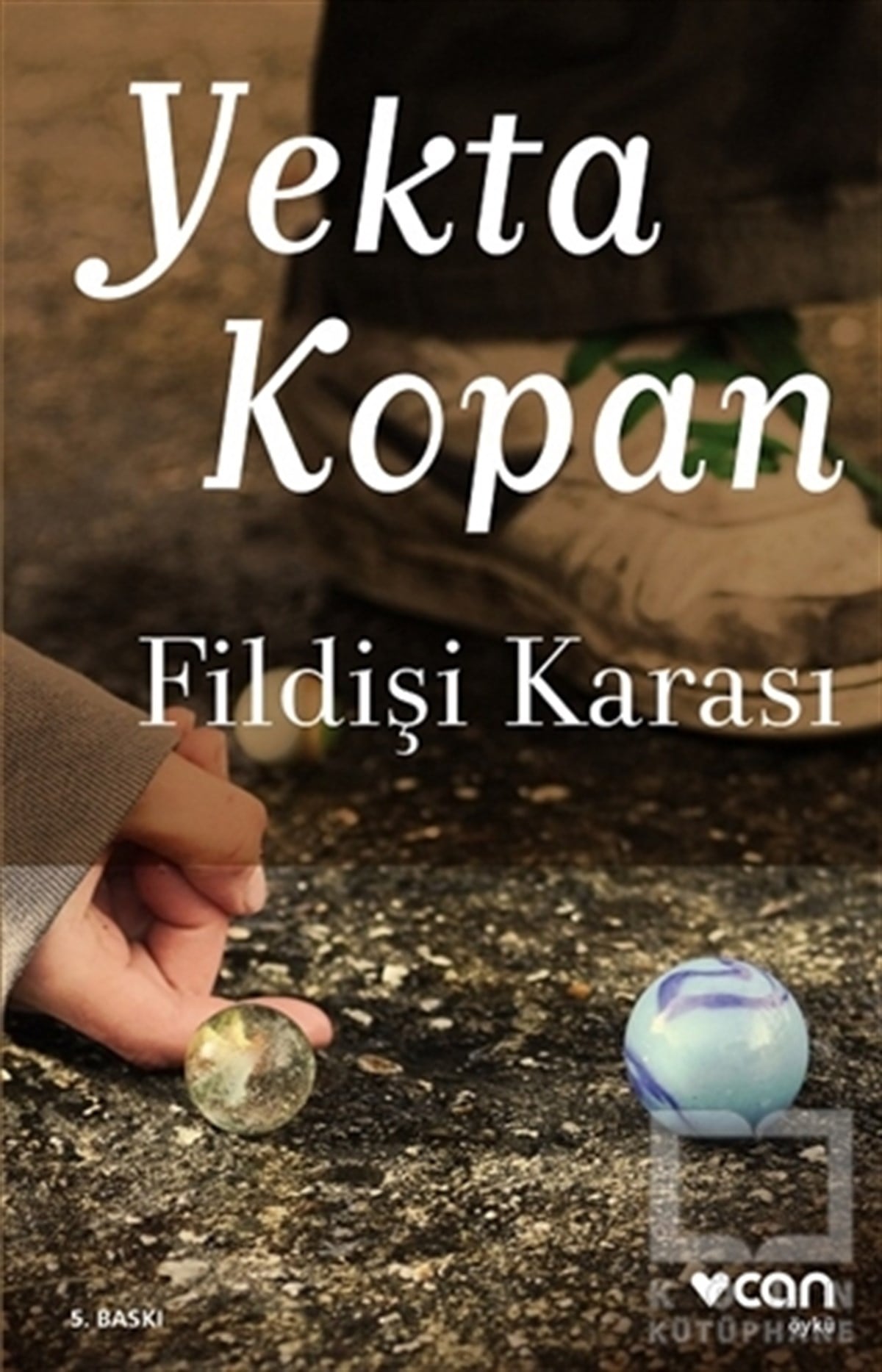 Yekta KopanÖyküFildişi Karası
