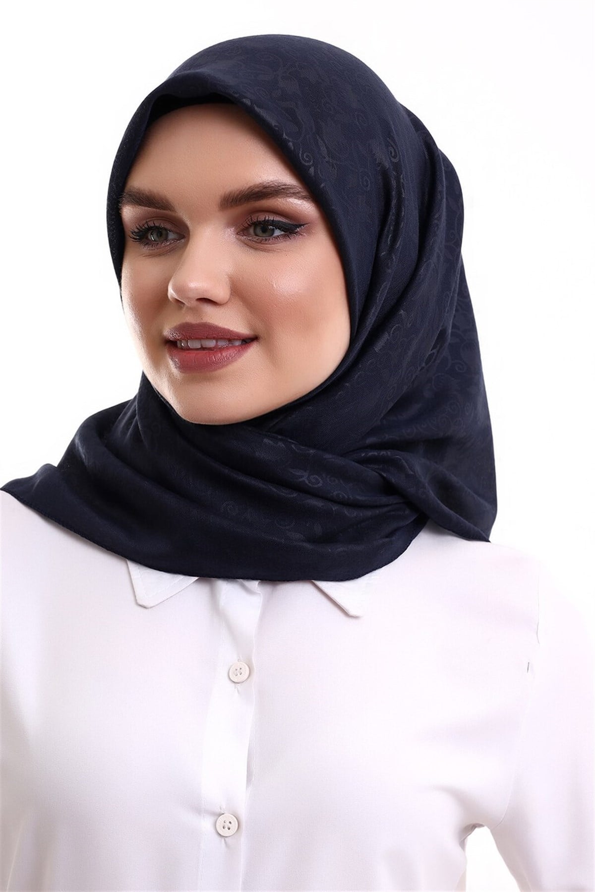 Kofra Desenli Baş Örtü - Siyah
