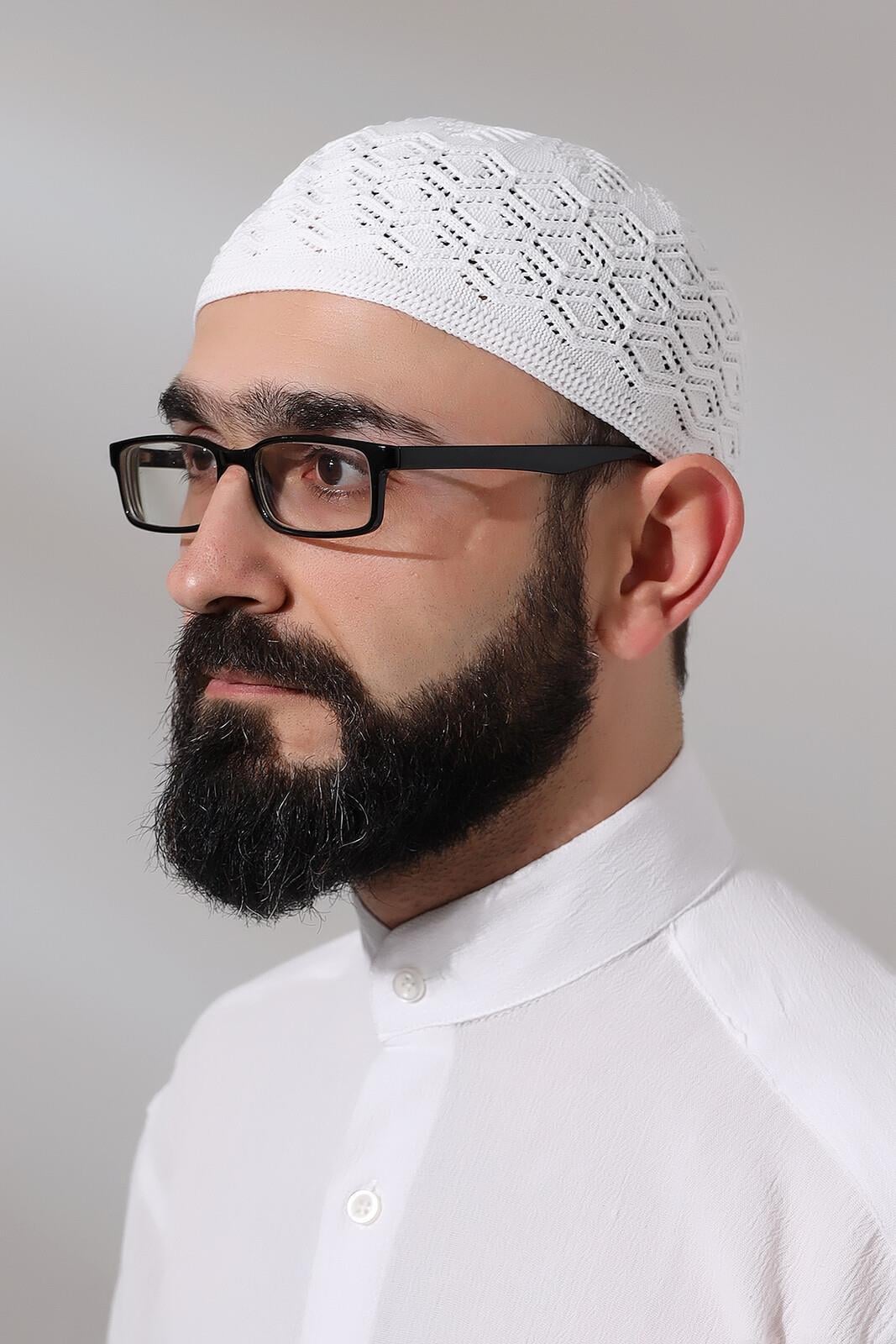 Kubbetül Hadra Platinum Serisi Dantel Detaylı Örme Namaz Takkesi Beyaz