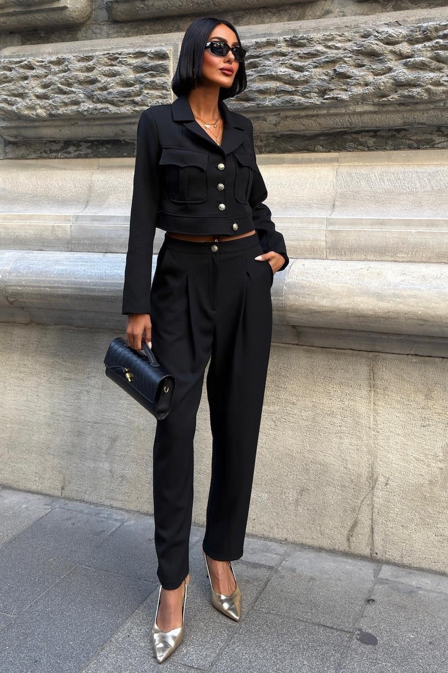 Crop Ceket ve Vintage Düğmeli Premium Takım 10239