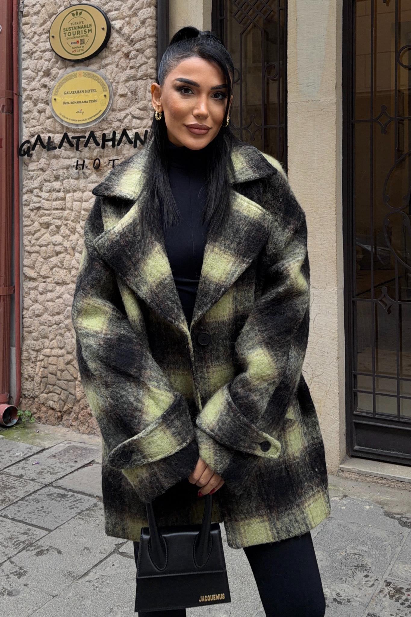 Ekose Desenli Yünlü Kaban 6191