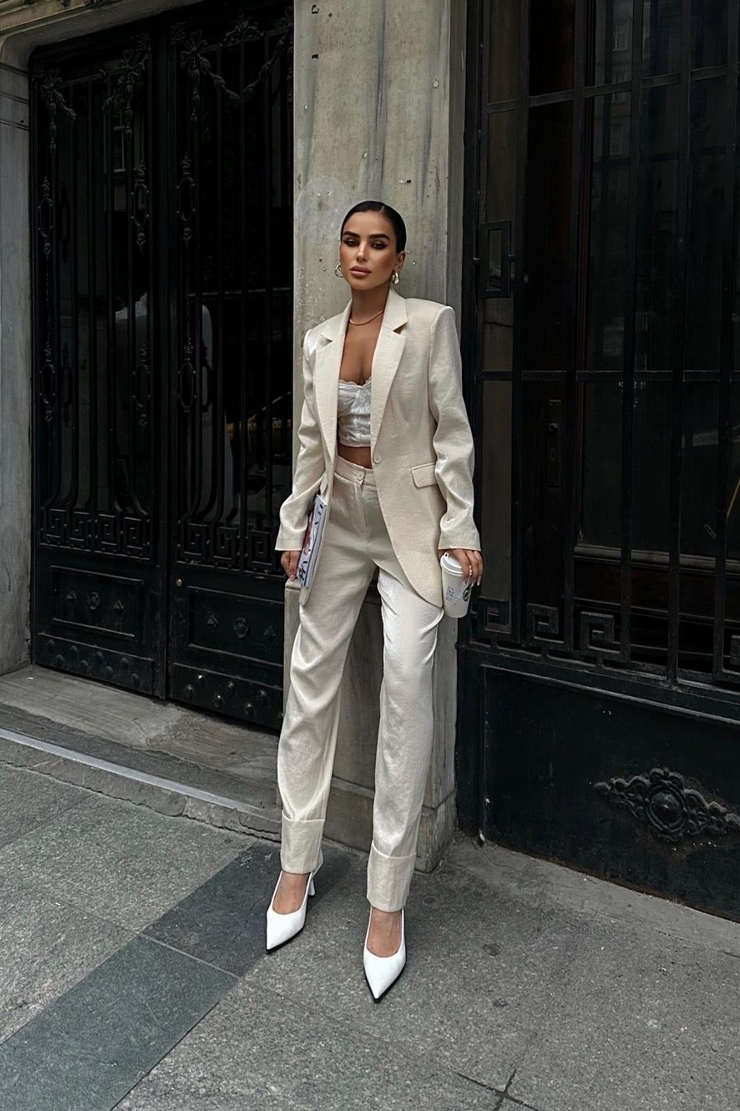 Gisella Parlak Saten Takım 9851 R8-D-K5