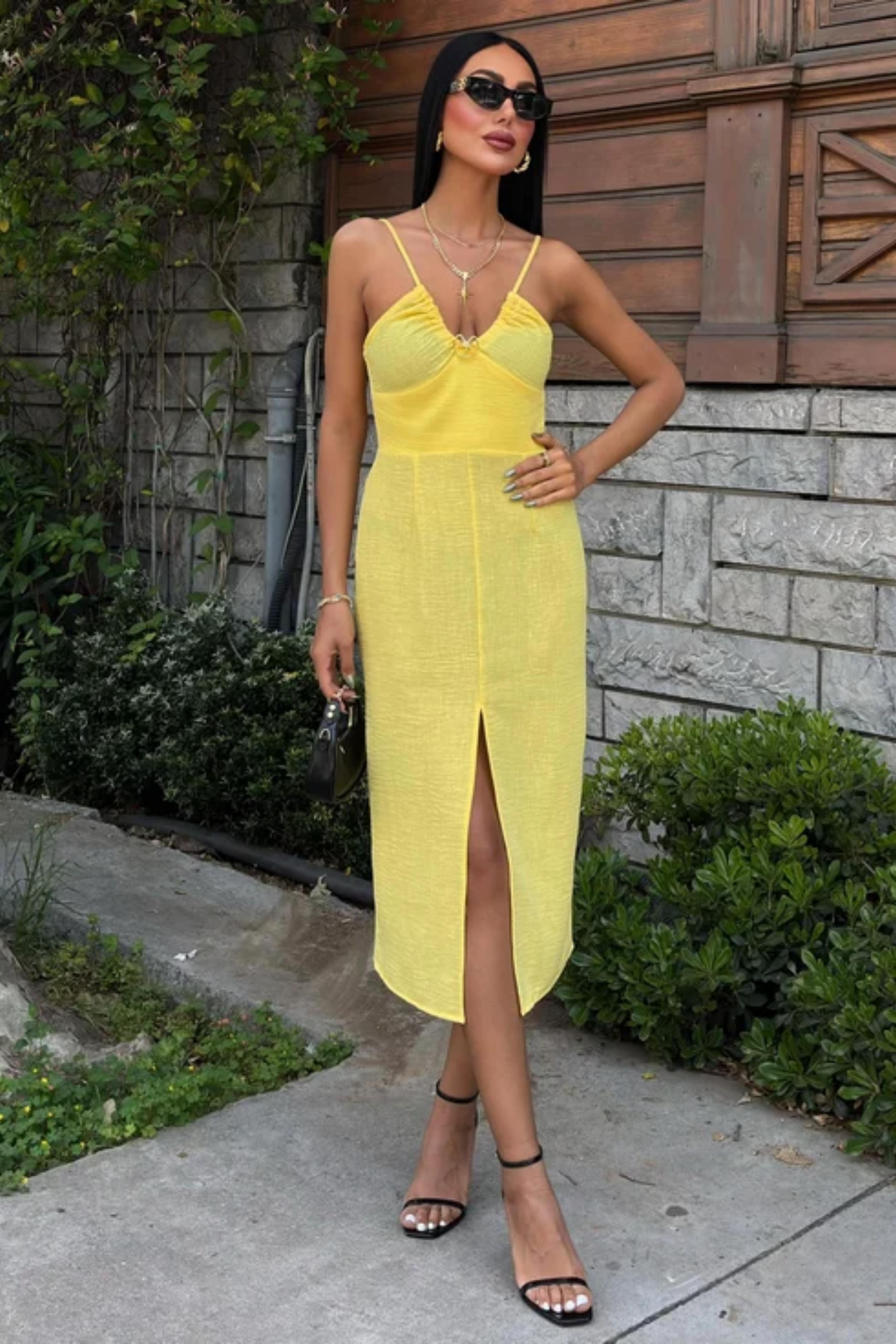 Göğsü Aksesuarlı Önü Yırtmaçlı Elbise 2899 R5-G-K4