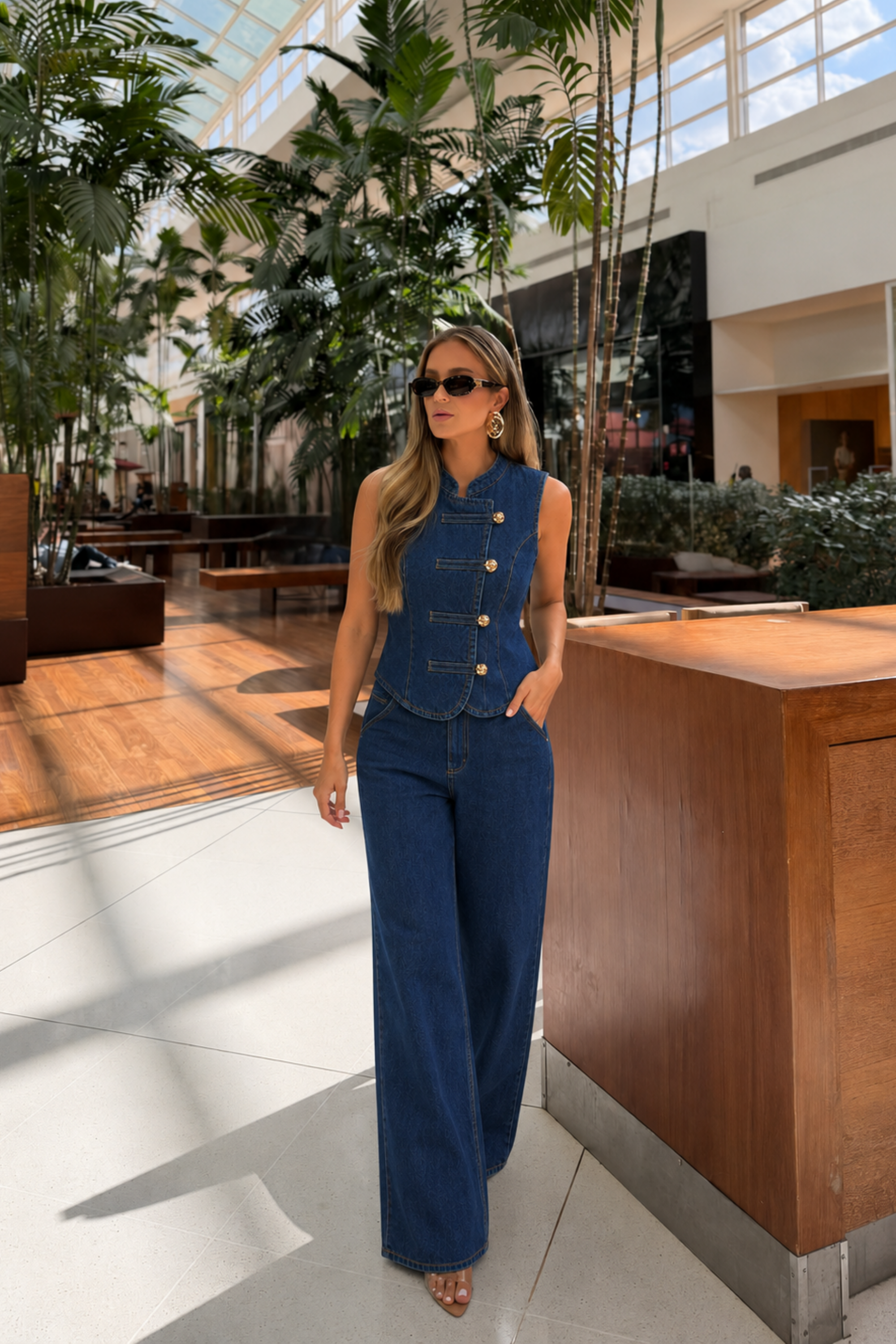 Hakim Yaka Gold Düğmeli Denim Yelek ve Bol Paça Pantolon Takım 10362