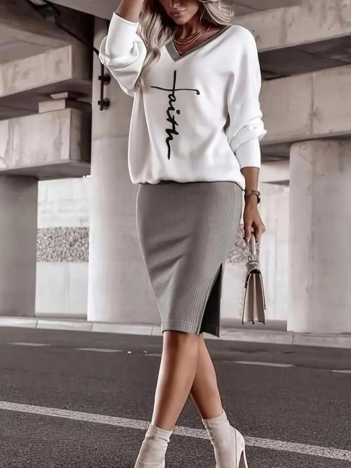 Kadın Uzun Kollu V Yakalı Iki Iplik Bluz Ve şardonlu Kaşkorse Etek Ikili Takım