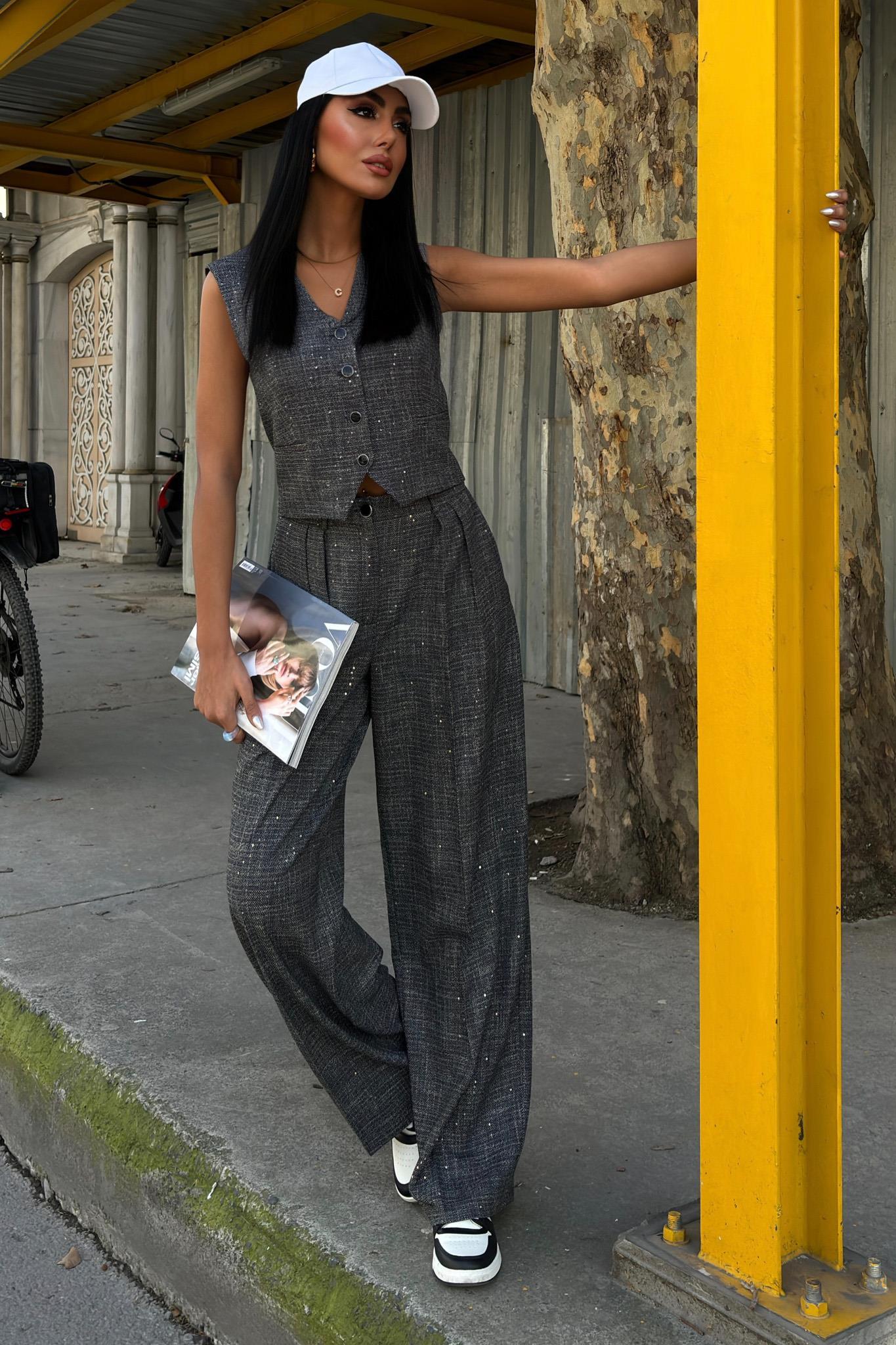 Pul Payetli ve Simli Yelekli Takım 10088 R7-H-K2