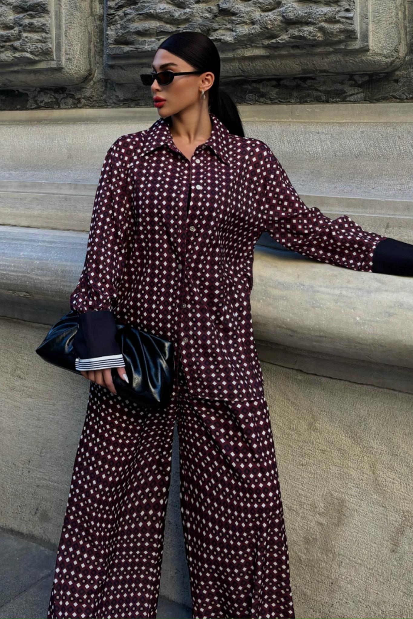 Su Yolu Detay Saten Takım 10010