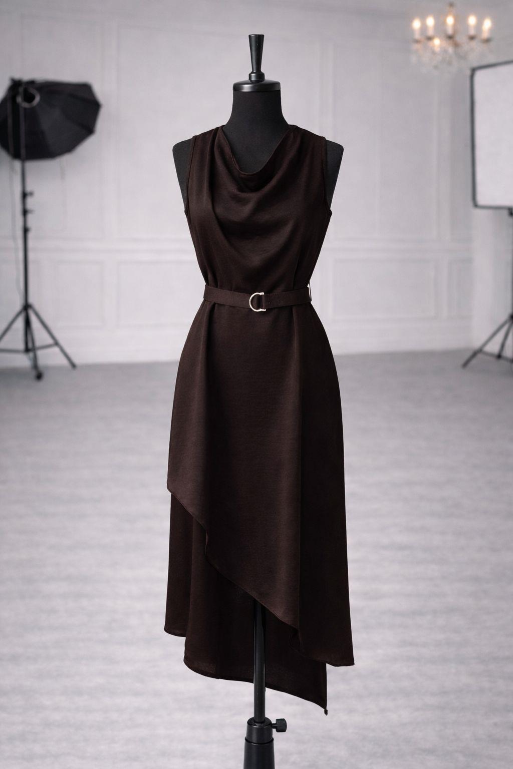 Zr Model Kemerli Kendinden Desenli Degaje Yaka Premium Elbise - Kahve