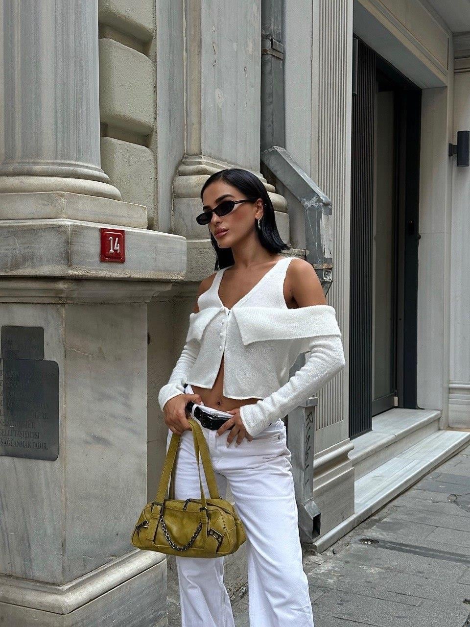 Zr model omuz detay tasarım triko - EKRU