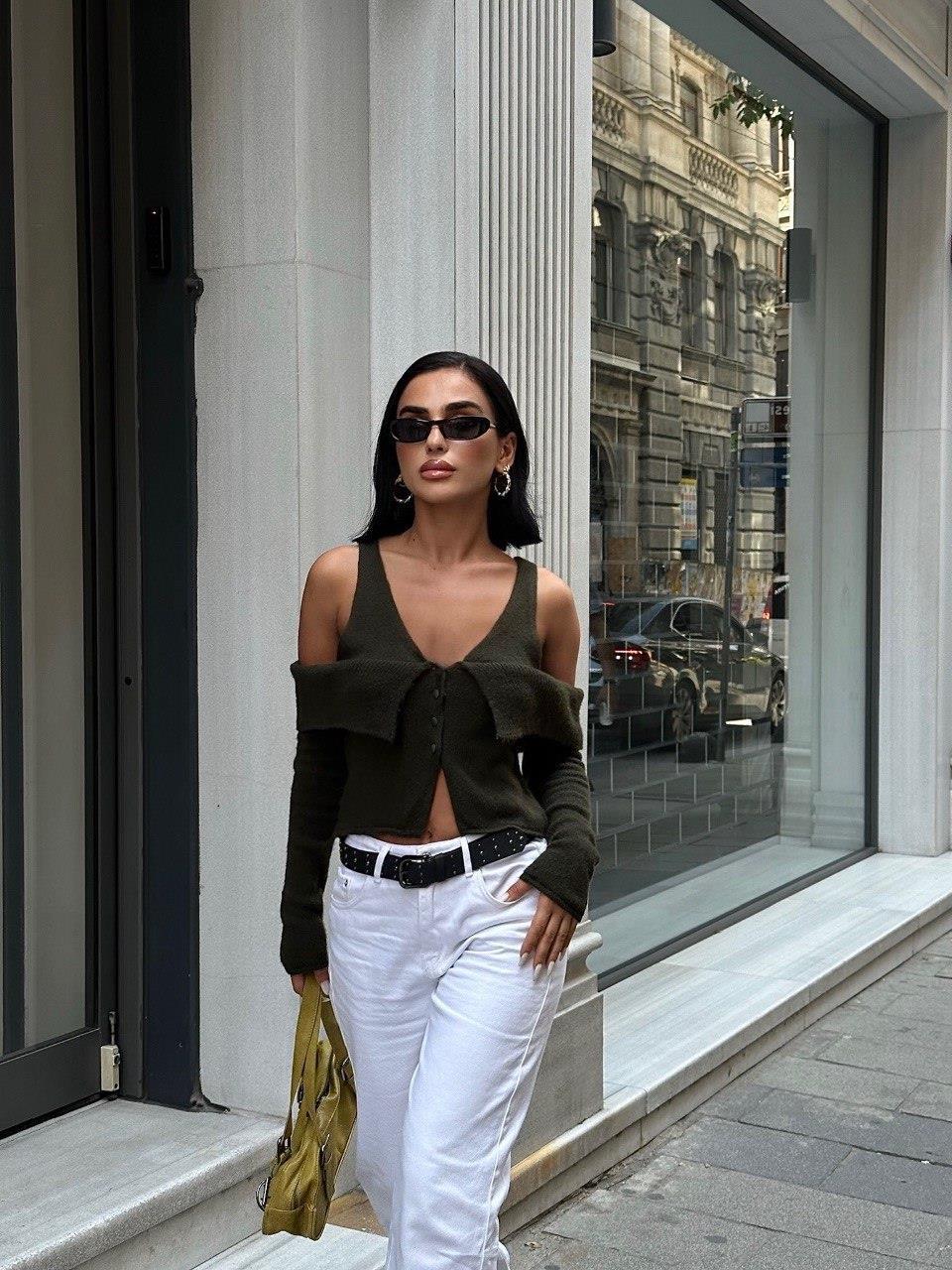 Zr model omuz detay tasarım triko - HAKİ
