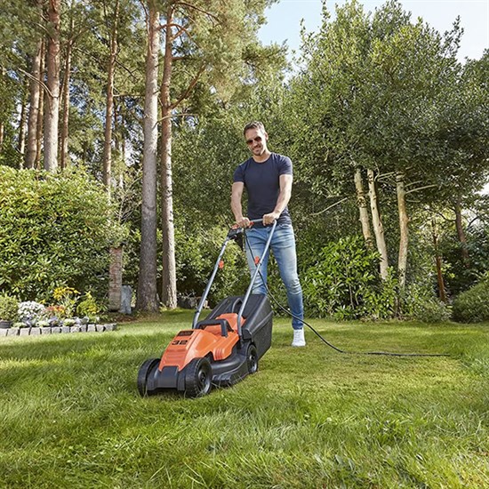 Black Decker BEMW451 QS Cim Kesme Makinesi 1200W 32 cm 7Kat