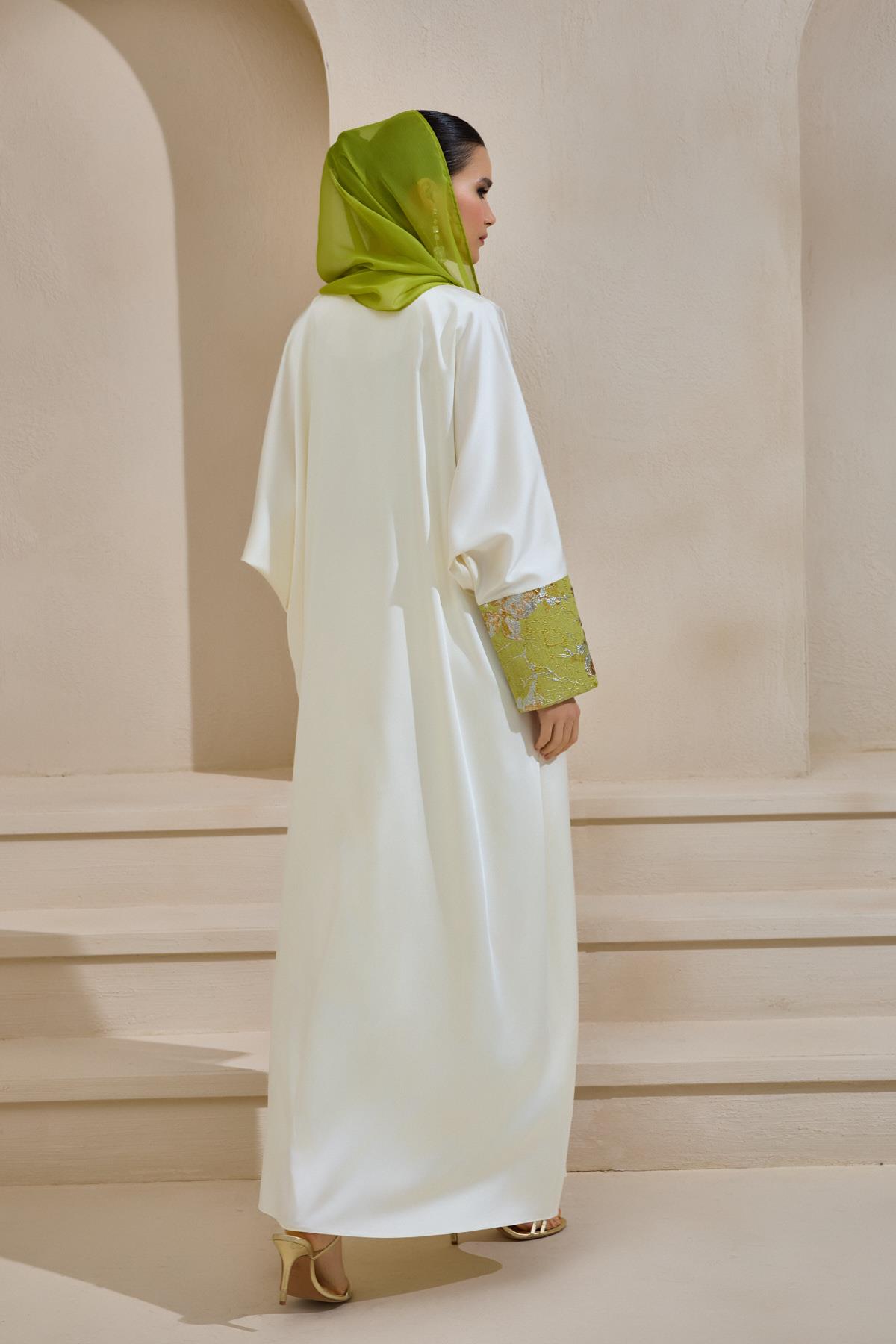 BROCADE MIX ABAYA ECRU