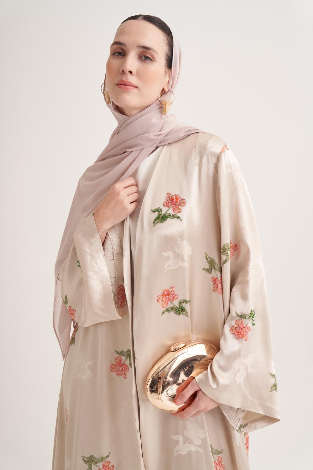 DOLCE CHIC ABAYA & SCARF-BEIGE