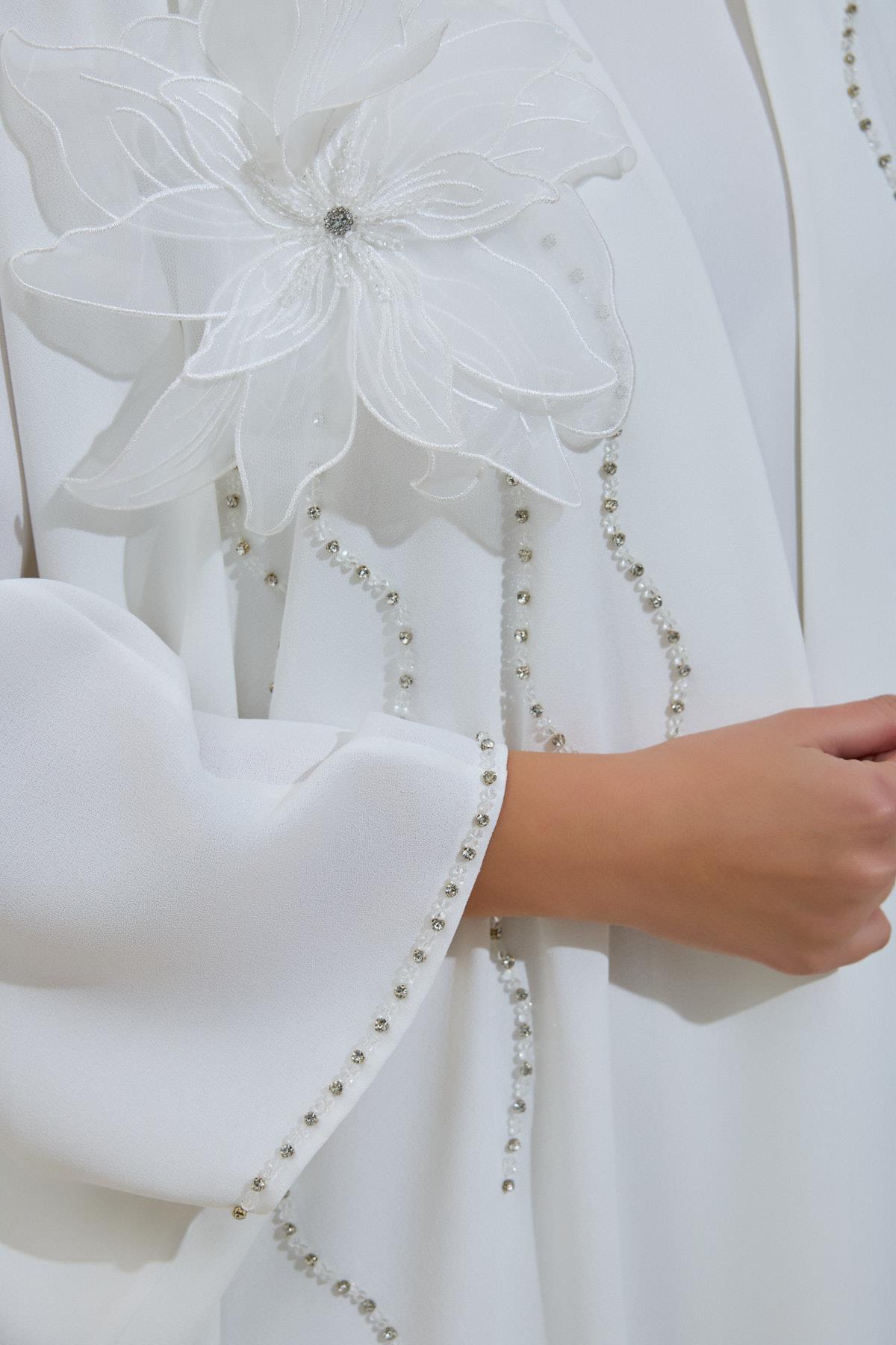 ELANA ABAYA WHITE