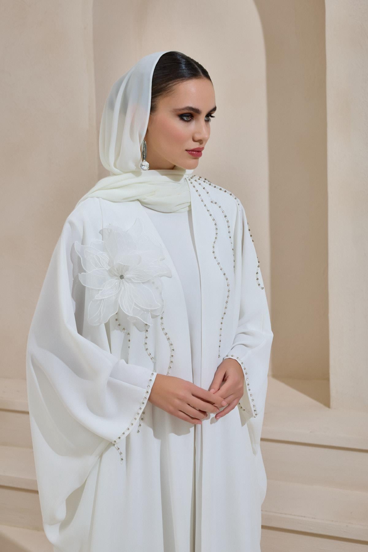 ELANA ABAYA WHITE