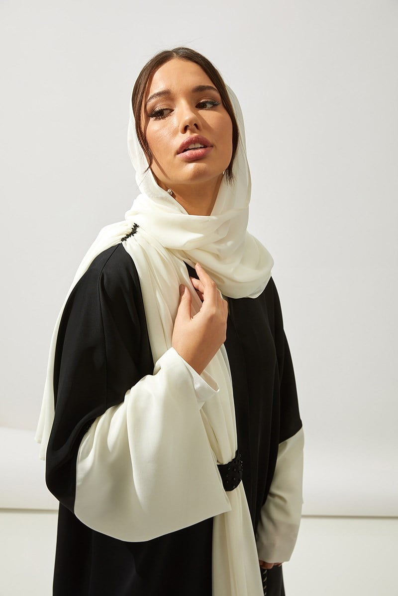 FARAH ABAYA HANDMADE-BLACK WHITE