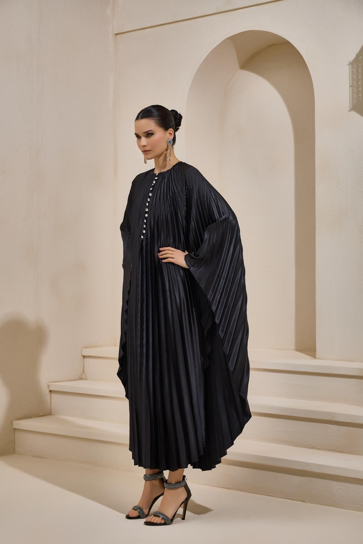 PLISSE SATIN MAXI DRESS SET BLACK