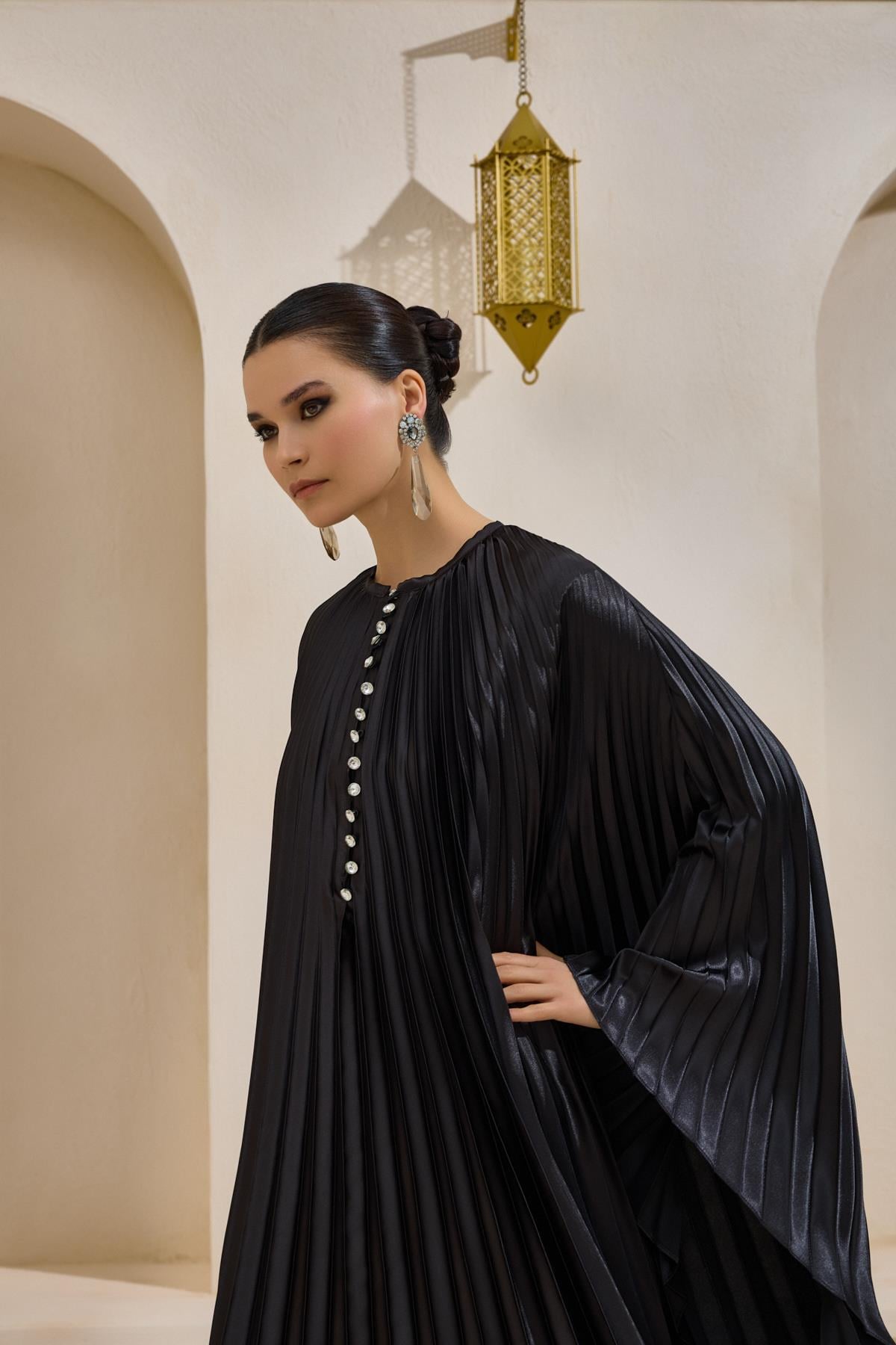 PLISSE SATIN MAXI DRESS SET BLACK