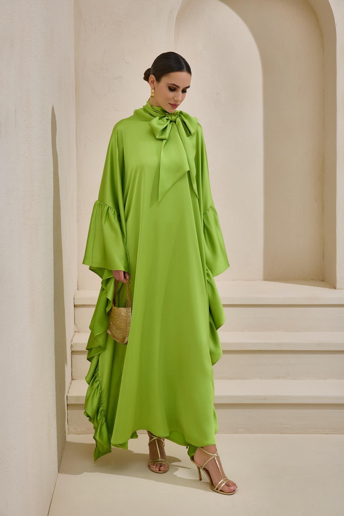 ROYAL SATIN KAFTAN LIGHT GREEN