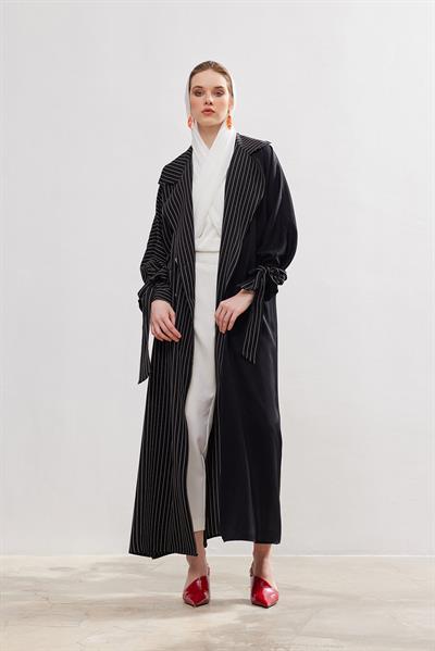 Black Line Trench Abaya - BLACK