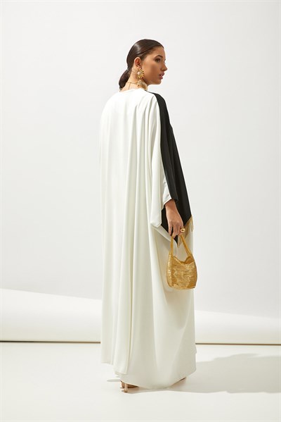 DESERT ABAYA HANDMADE-WHITE BLACK