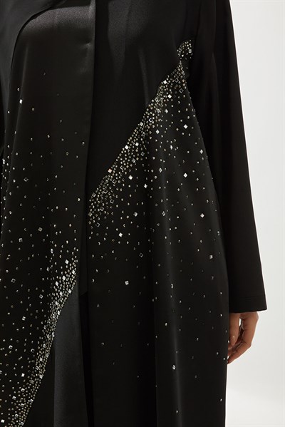 ELEGANT ABAYA 