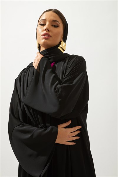 FARAH ABAYA HANDMADE-BLACK 