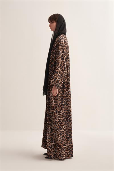 LEOPARD PATTERN ABAYA & SCARF