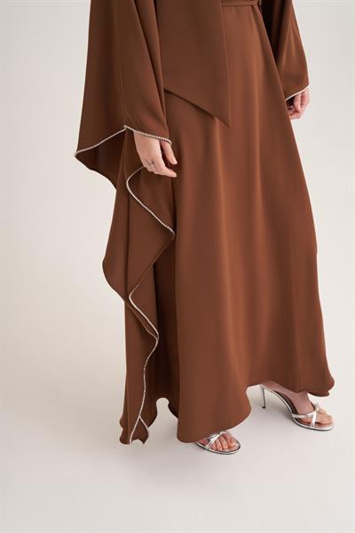 LILAH KAFTAN-BROWN