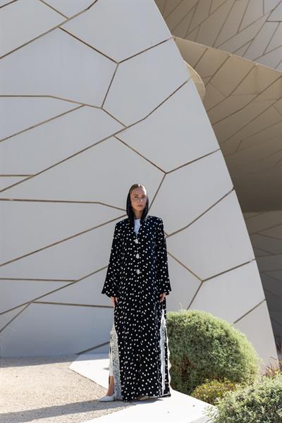 POLKA ABAYA-BLACK