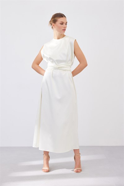 SATIN DRESS-CREAM