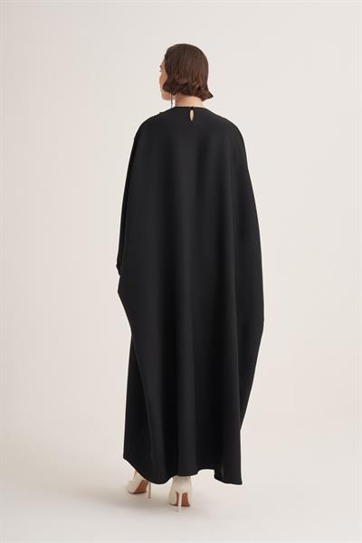 SELENA KAFTAN-BLACK