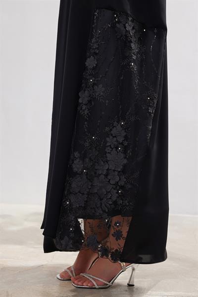 Silk Touch Dantella Abaya - BLACK
