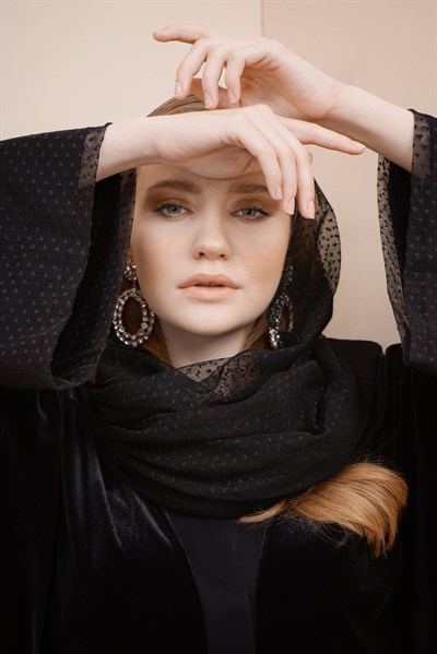 TULLE SHAWL BLACK