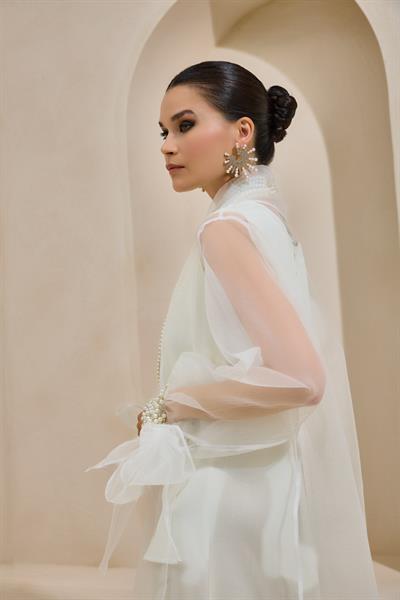 VALERIA ORGANZA ABAYA ECRU