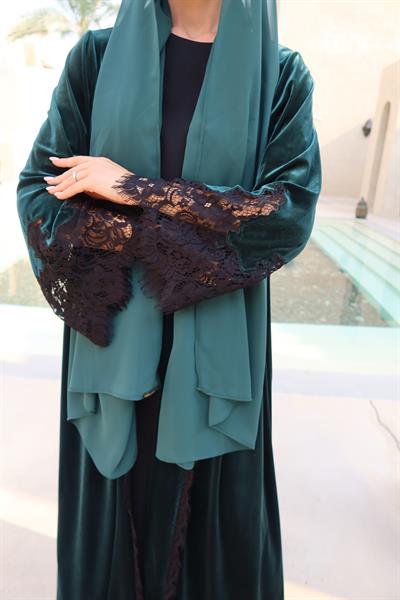 VELVET LACE ABAYA DARK GREEN