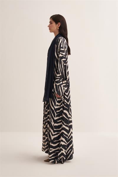 ZEBRA PATTERN ABAYA & SCARF