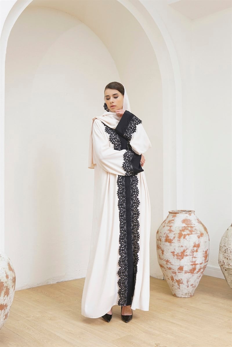 DANTELLA ABAYA