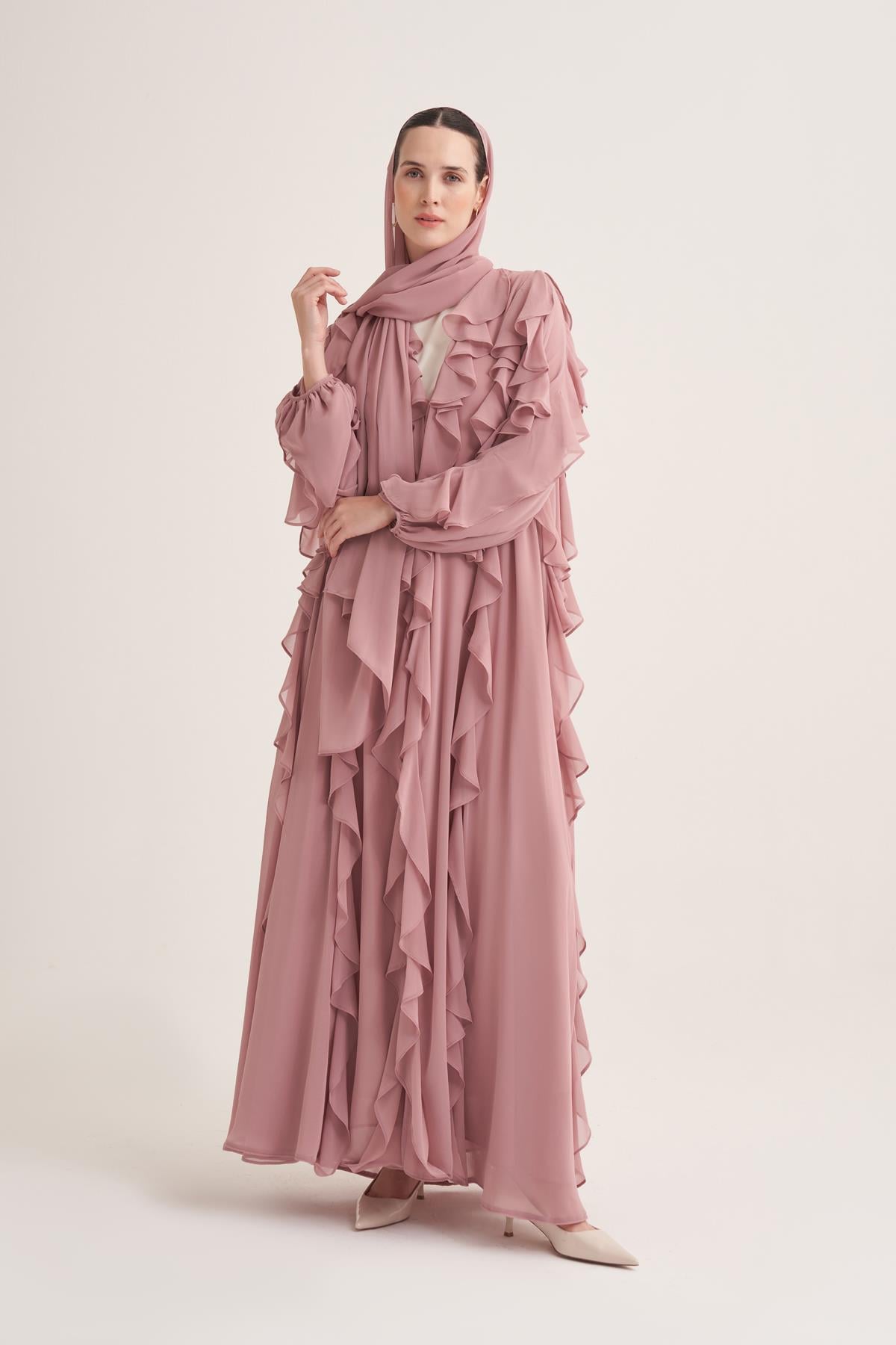 LOLA ABAYA & SCARF-POWDER